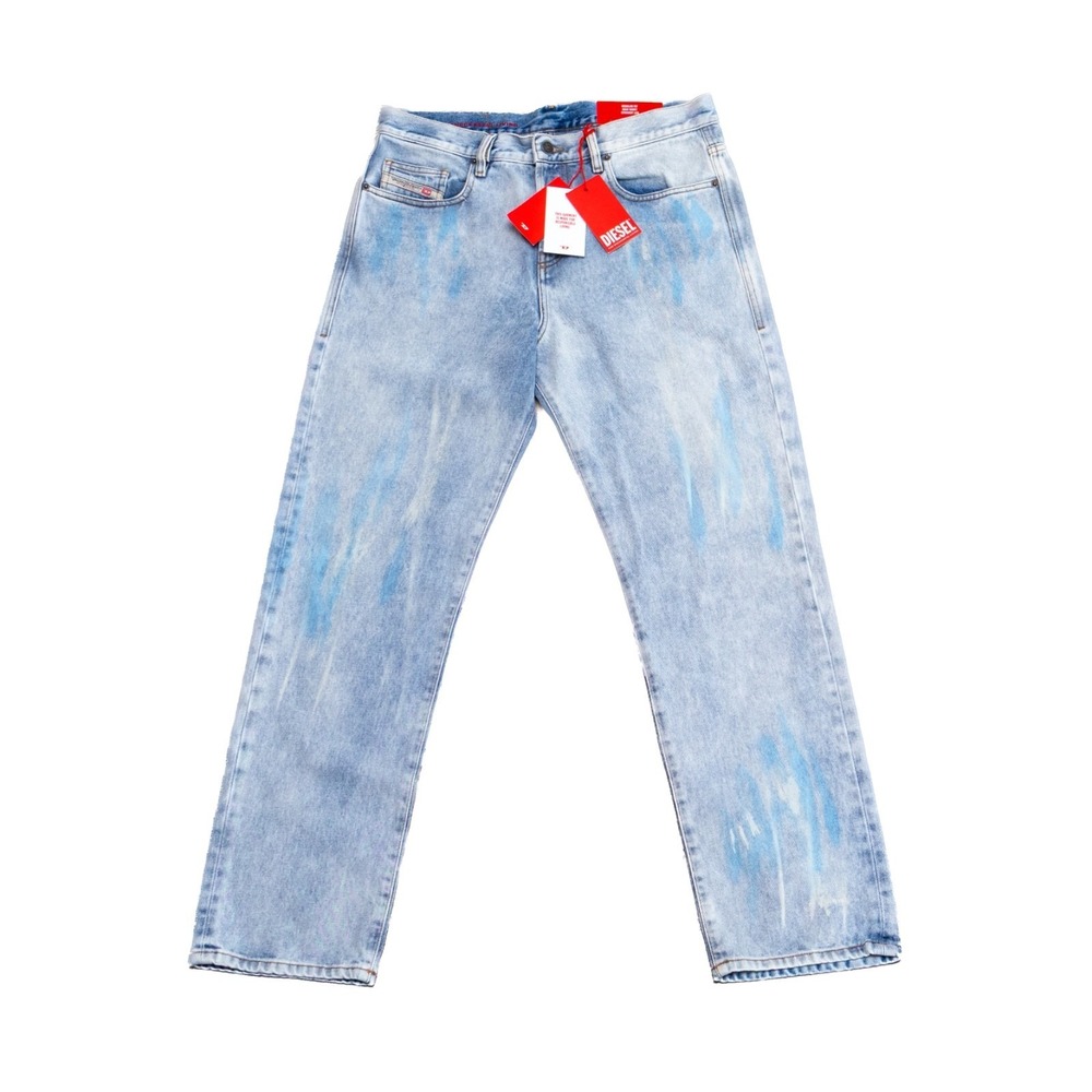 Diesel D-Viker 2020 Straight Leg Jeans Light Wash Size 32 (W42cm) New with Tags